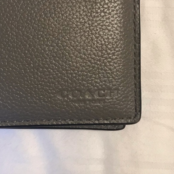 Coach Wallet - Picture 5 of 5